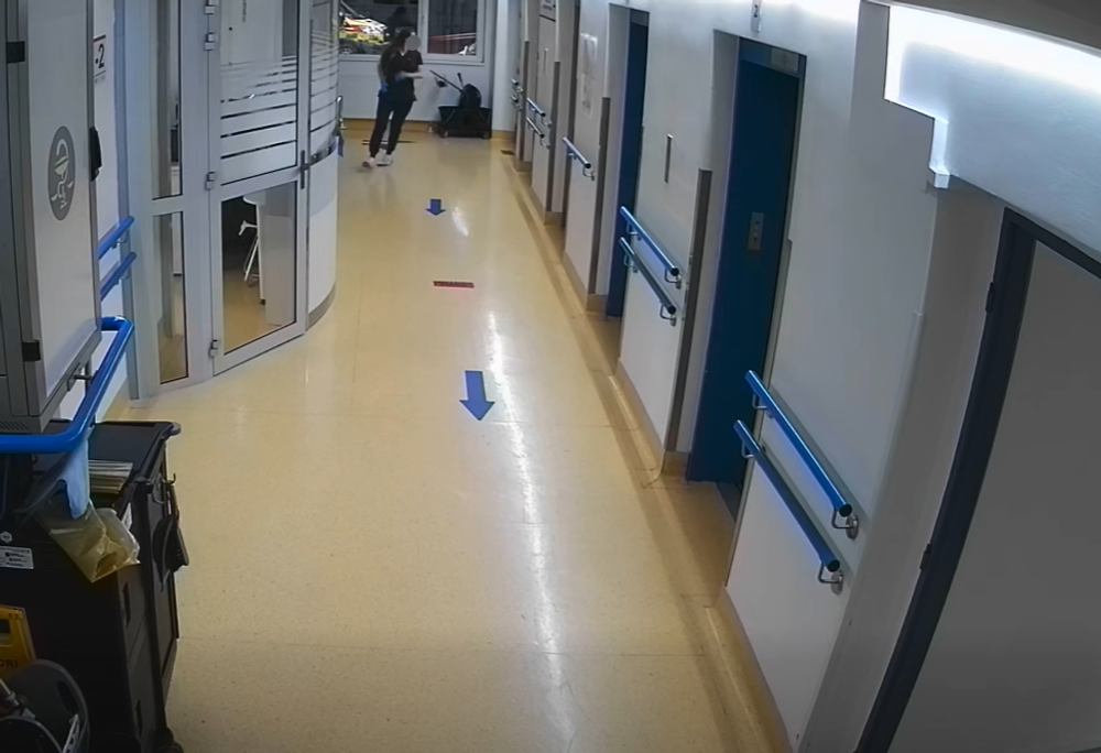 Muž napadol sestričku na Kramároch