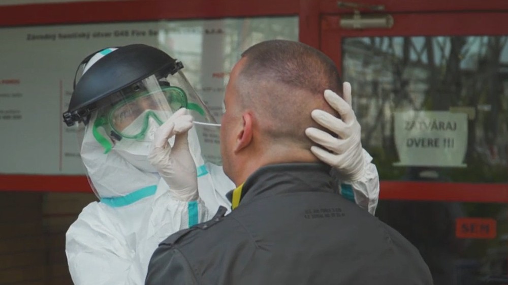 Zaočkovanosť vo fabrike ŠKODA je okolo 60%.