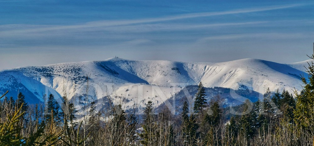 Záchranári dnes našli aj druhé telo skialpinistu, ktorých zasypala lavína