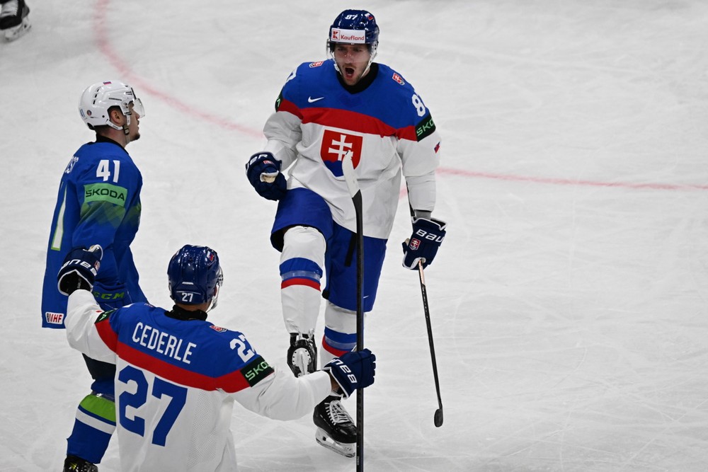 20250511HOKEJ_2025_SVK_SLOVNISKO__12128911