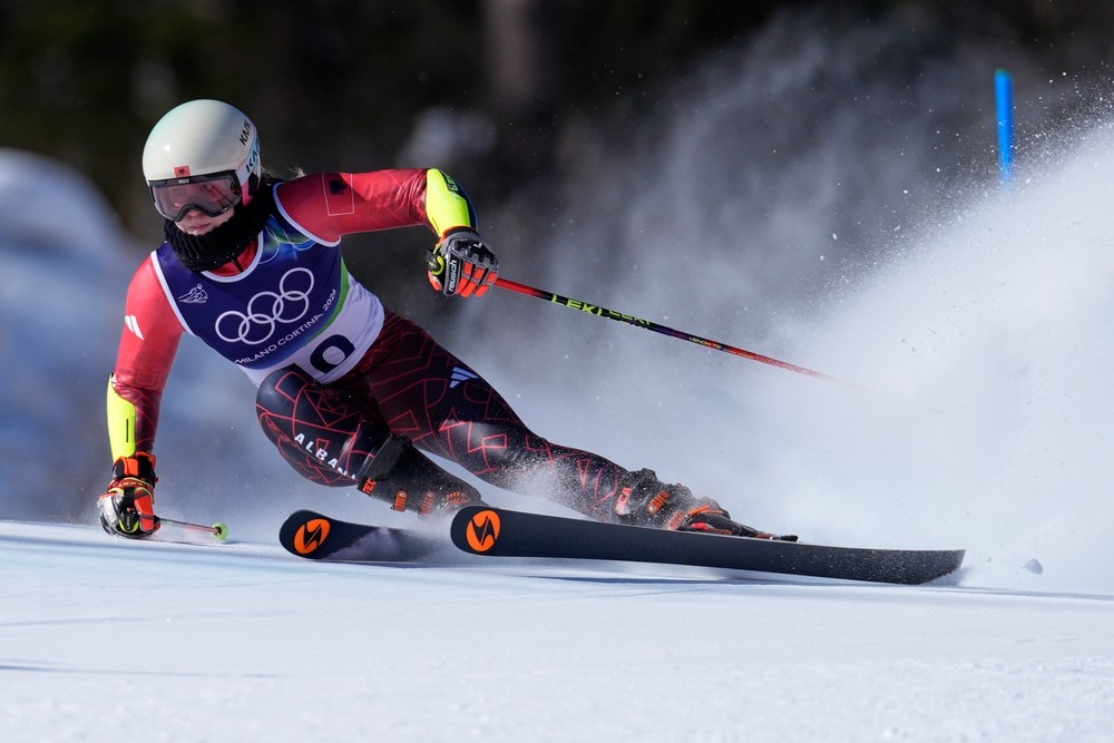 Milan_Cortina_Olympics_Alpine_Skiing085783