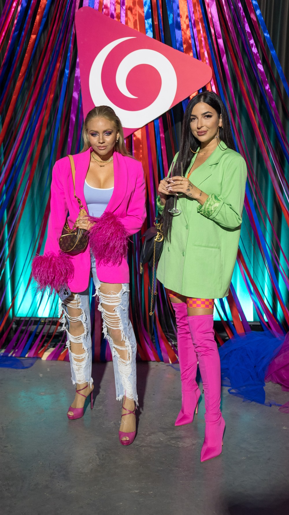 Influencerky Andrea Saky a Sandra (vpravo)