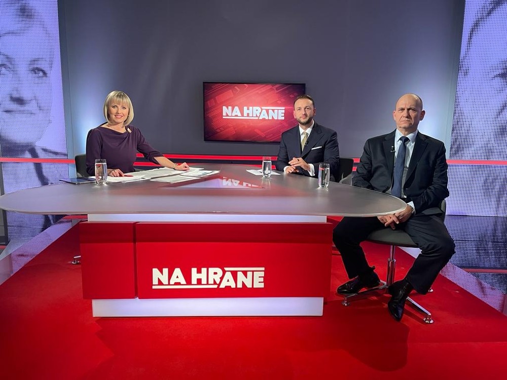 bbf1c31e-80c7-465e-b6d7-e501ed821737