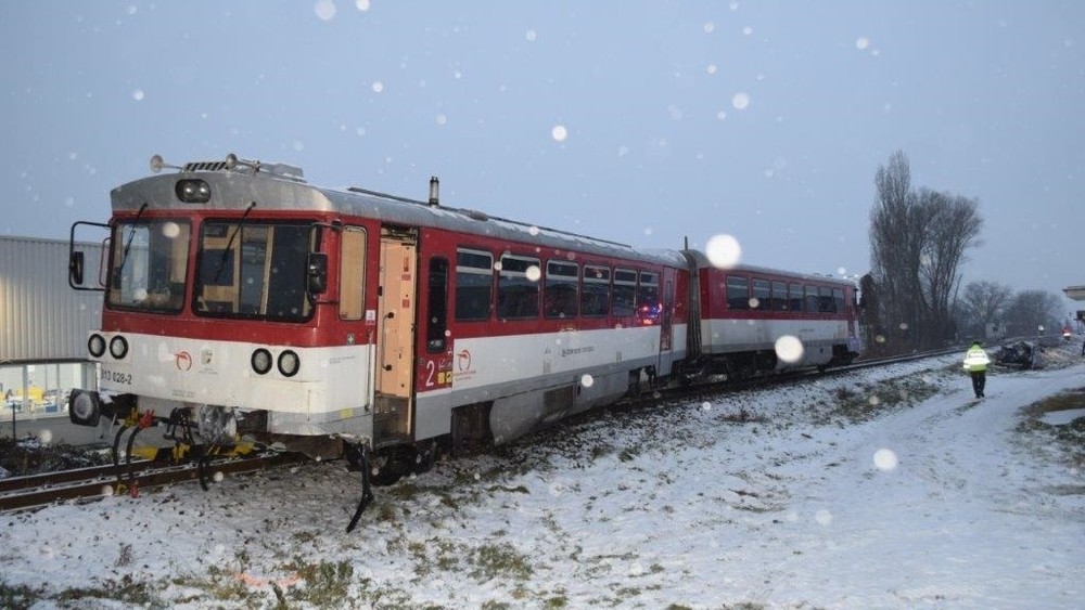 zrazka s vlakom3 (cropped)