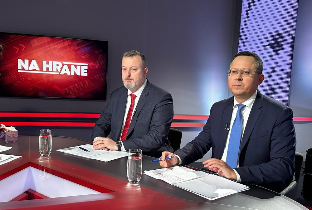 46967e76-3687-48f3-b789-9efbb4651d92