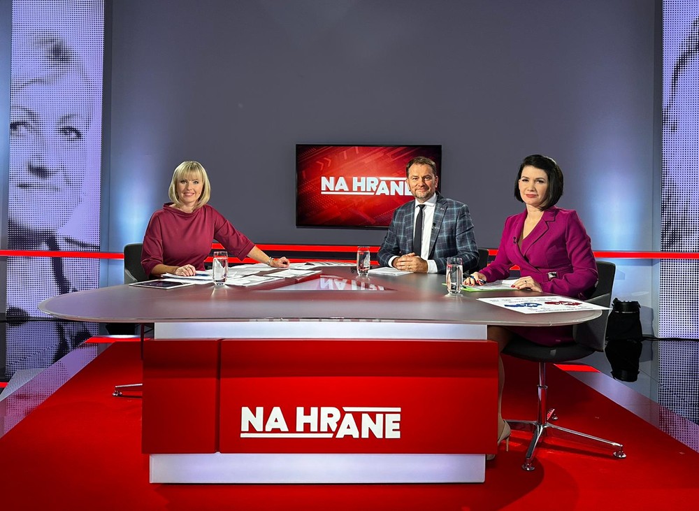 fcb8888d-aa09-4dbb-bf0b-77b65d9a4b89