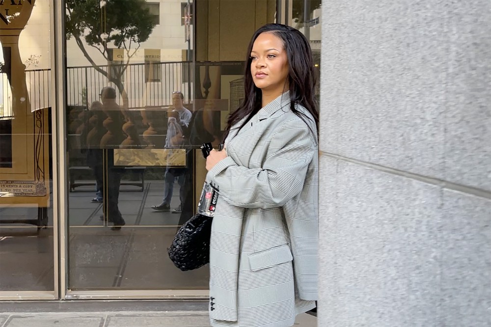 Rihanna na súde po streľbe na jej dom