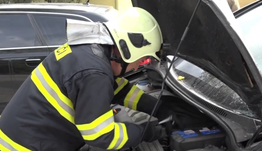 Vodič vojenskej Tatry nabral päť áut 