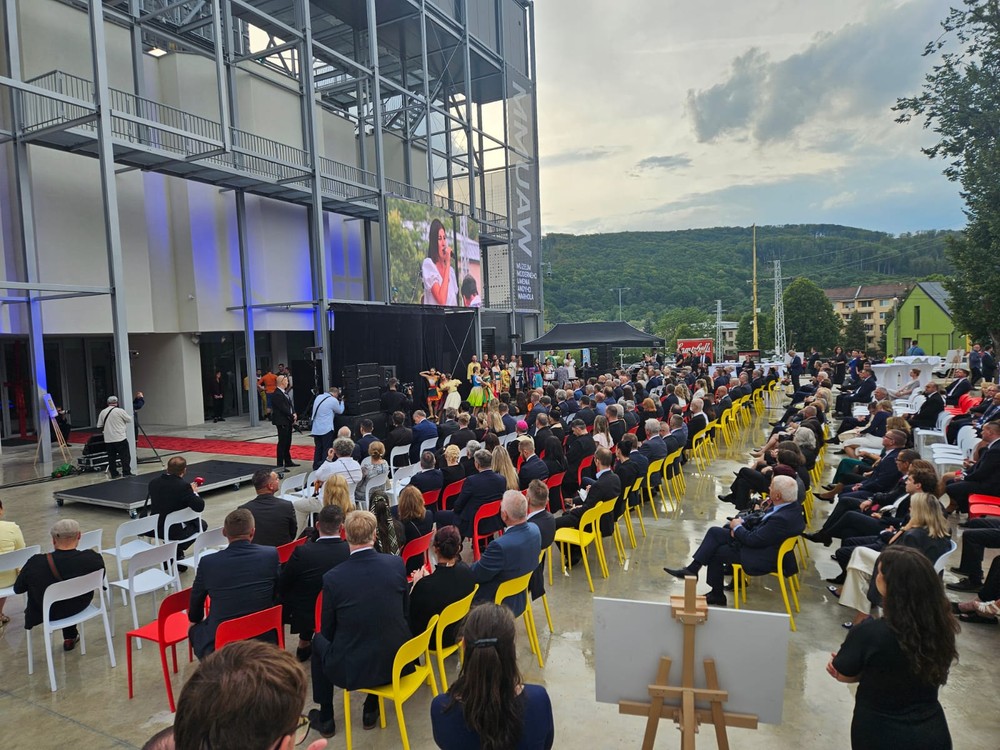 Otvorenie múzea Andyho Warhola v Medzilaborciach 1 