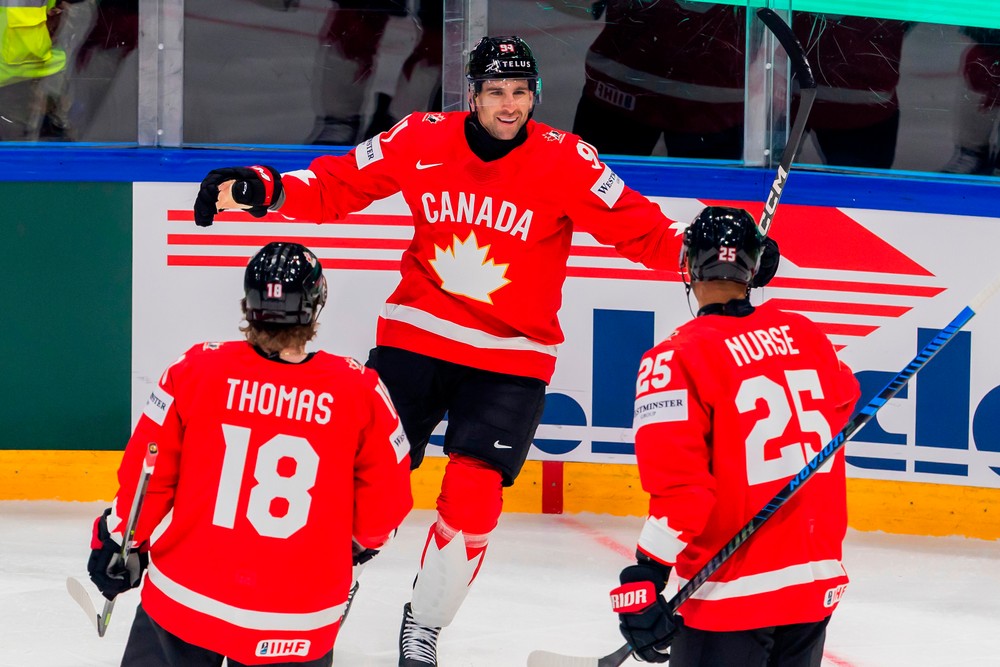 Switzerland_World_Championship_Ice_Hockey342366216190
