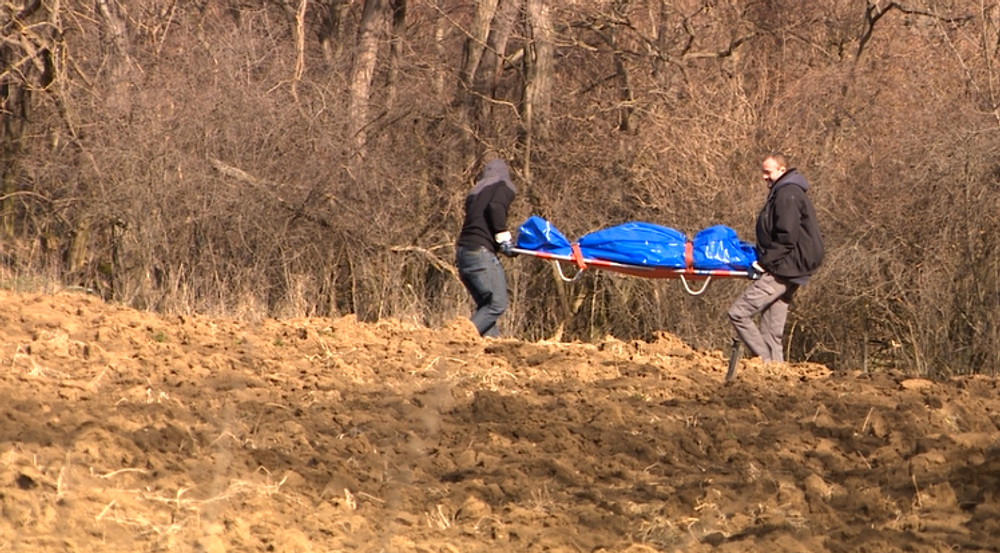Vodička vypadla z auta, pomôcť nedokázali ani leteckí záchranári 