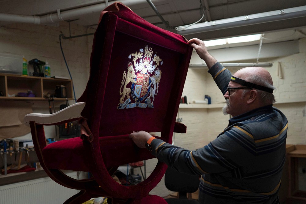 Korunovácia Karola III.