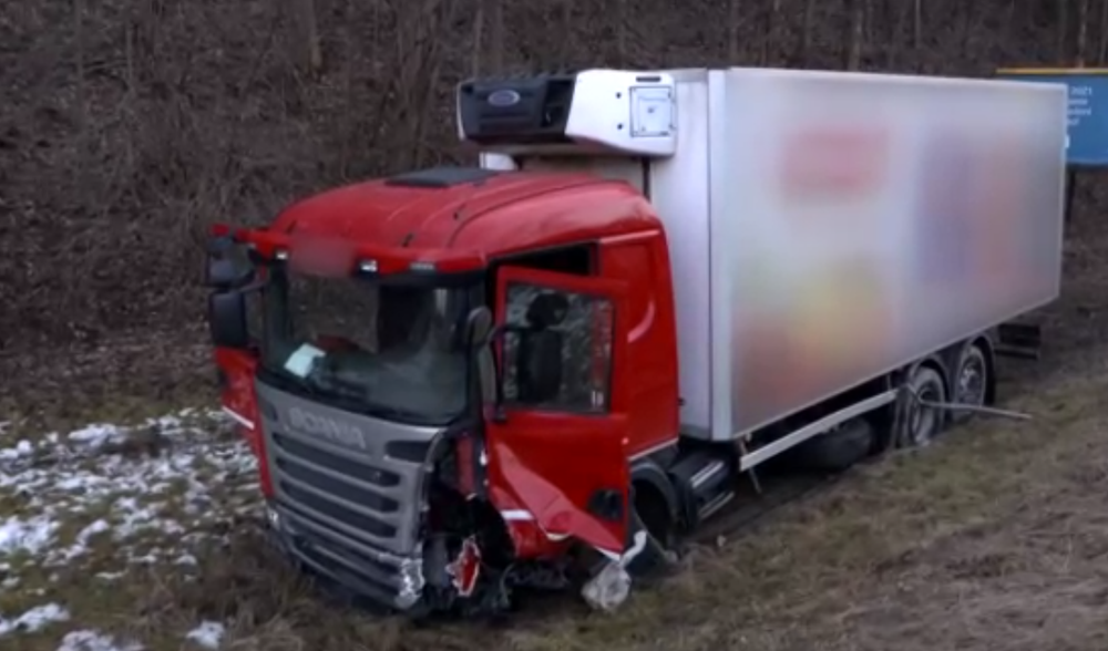 Pri tragickej nehode prišiel o život poslanec obecného zastupiteľstva, po zrážke s kamiónom bol na mieste mŕtvy