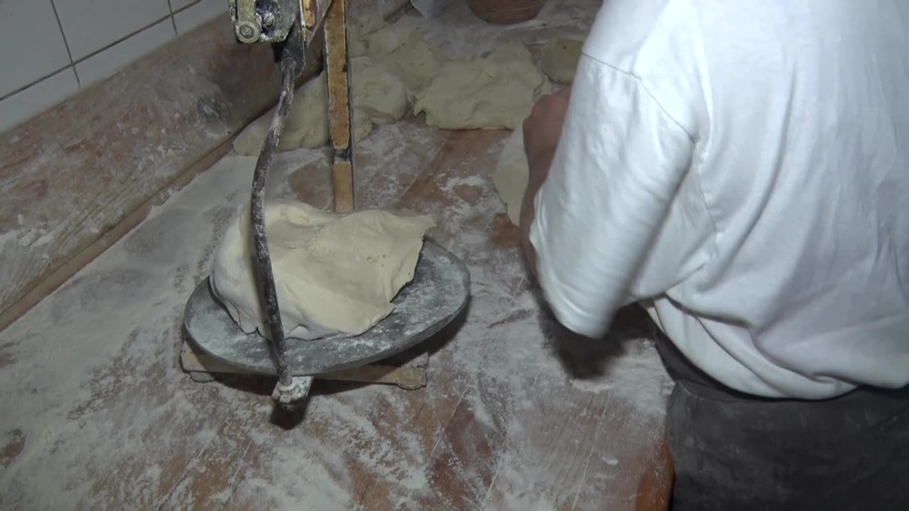 [multi] VN Chaos okolo OTP 5585