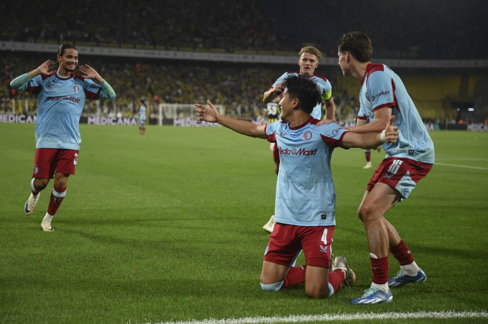 AA_20250812_38812482_38812481_FENERBAHCE_V_FEYENOORD_UEFA_CHAMPIONS_LEAGUE150890