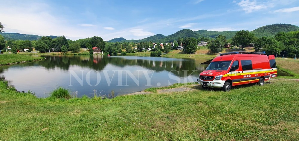 Pátracia akcia na tajchu Nová Baňa utopený muž  (6)