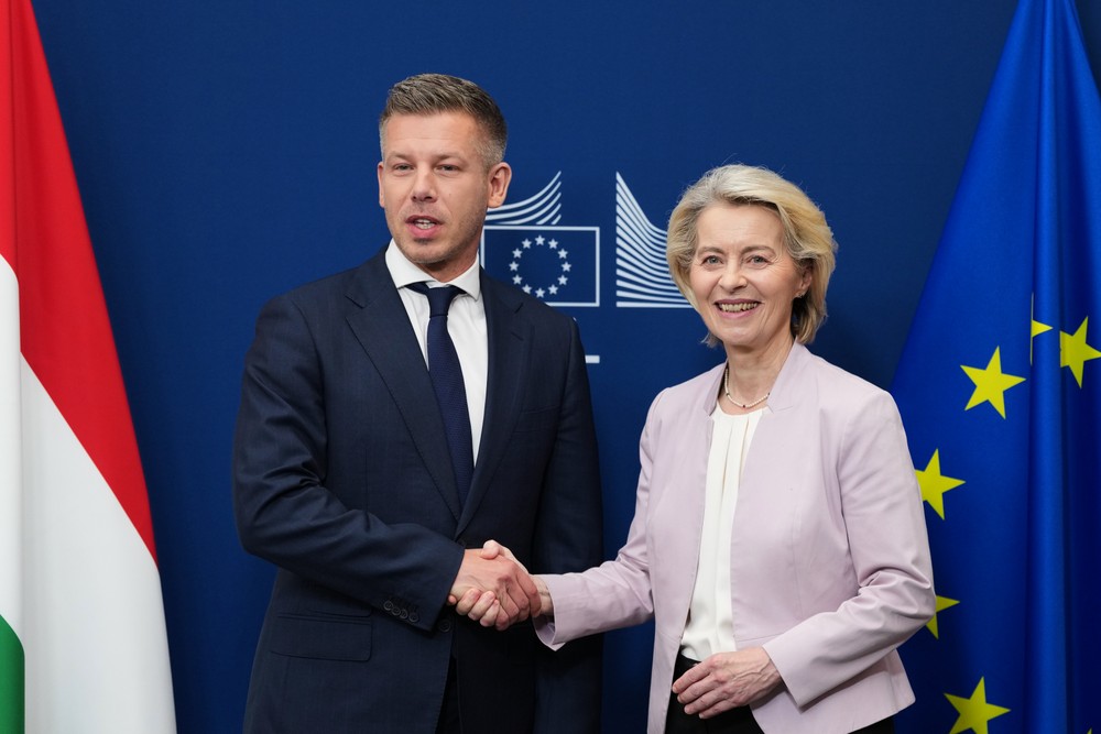 Péter Magyar sa stretol s Ursulou von der Leyen