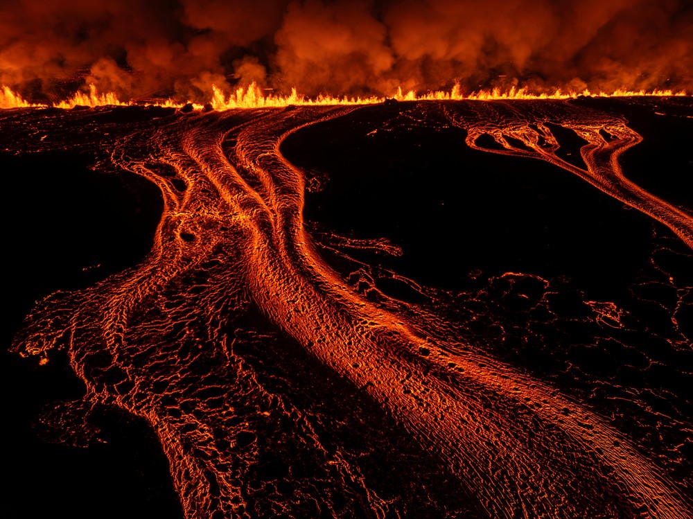 Iceland_Volcano906046089453