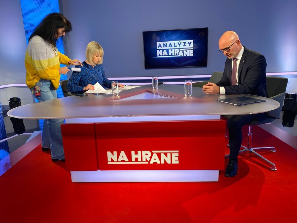 Analýzy Na hrane s Michalom Šipošom a Branislavom Gröhlingom