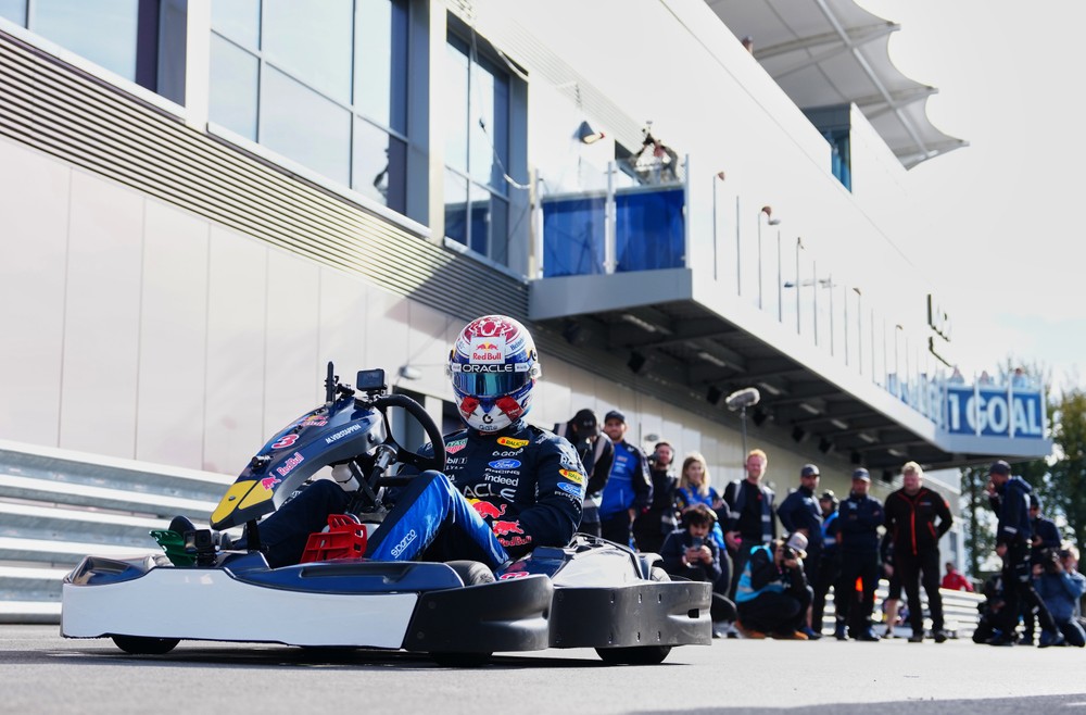 Britain_Verstappen_Auto_Racing672510