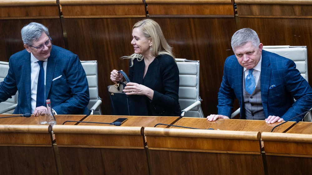 Parlament odmietol vysloviť nedôveru vláde SR