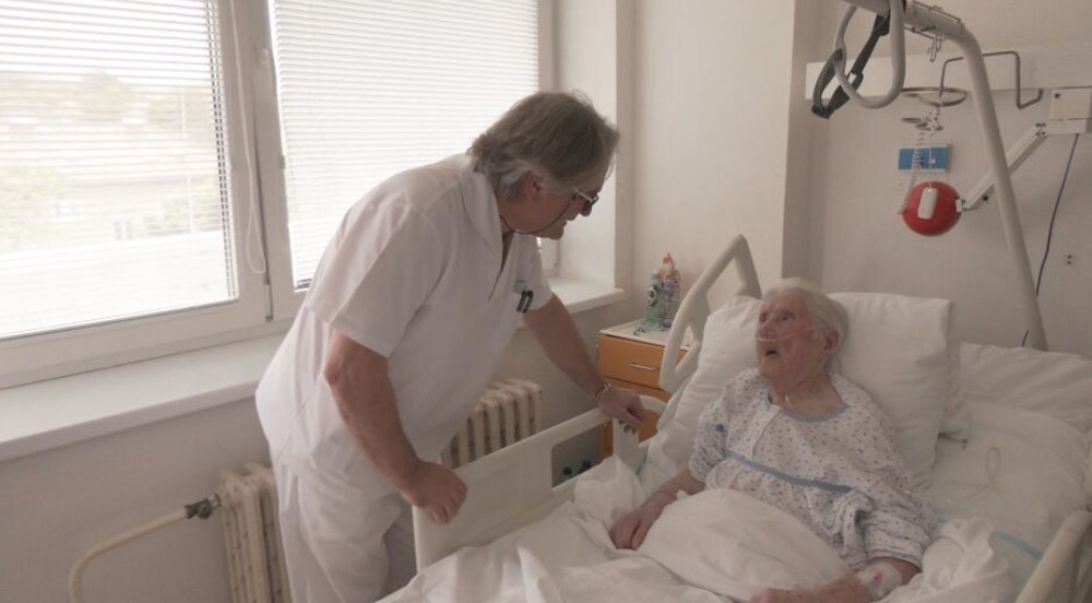 105-rocna pacientka vymena klbu (2)