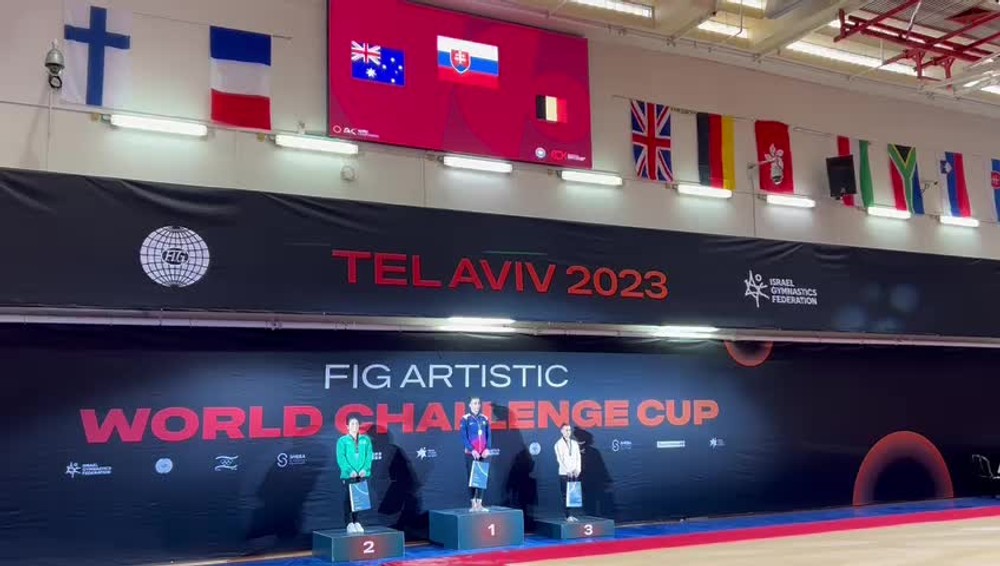 [multi] Slovenská gymnastka Barbora Mokošová 2037