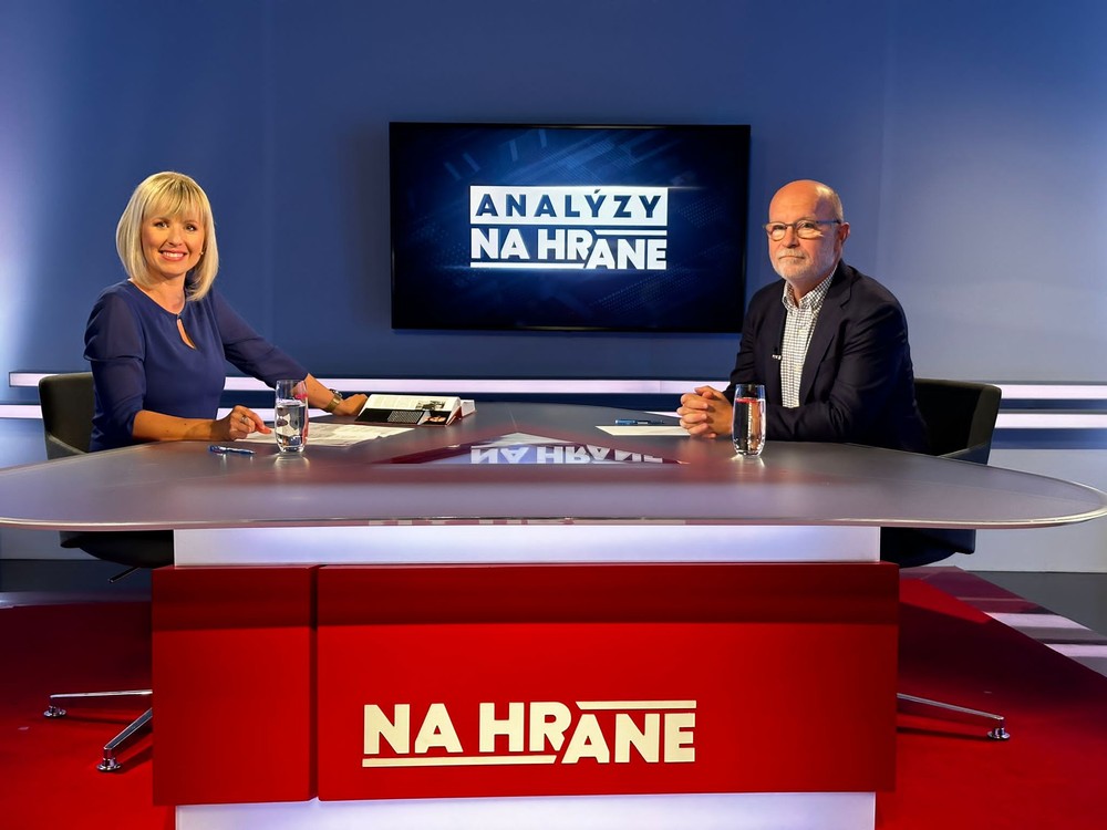 c9344059-3213-4a44-b44d-a1fa78915801