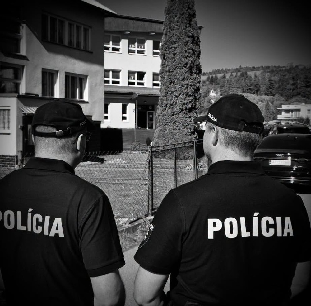 Útok na škole v Staškove