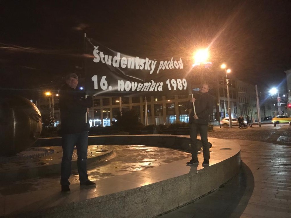 Študenti zo 16. novembra 1989 si pochod po 30 rokoch zopakovali 