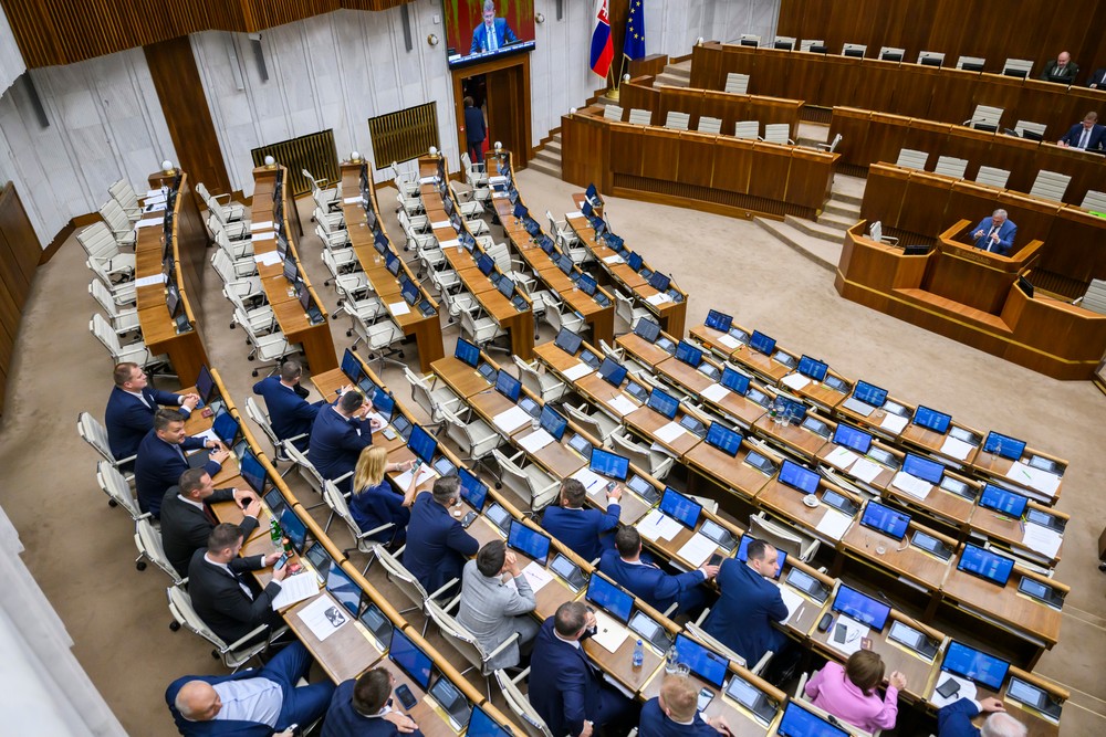 Parlament NR SR il