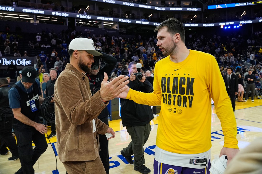 Lakers_Warriors_Basketball138415