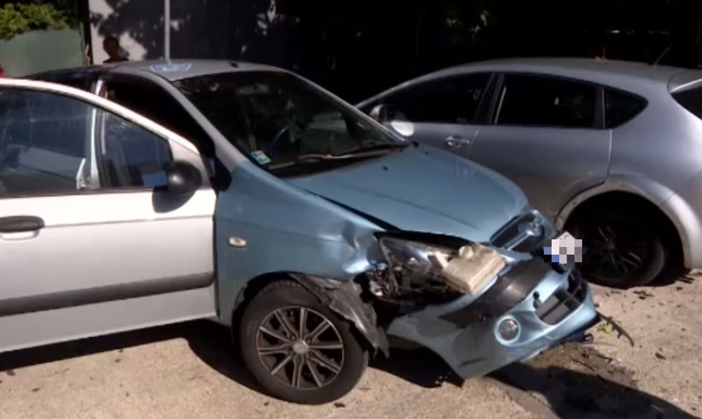 Obyvatelia Dunajskej Lužnej neverili svojim očiam, svoje autá si našli ráno zničené 