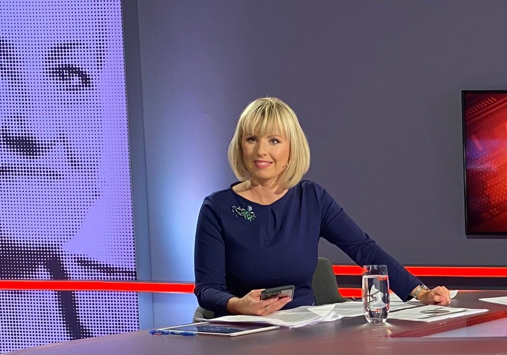 ac55f2da-64ca-439c-b6cb-a3224c04c998