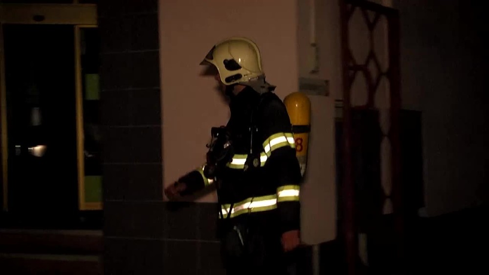 [multi] Poziar v banke 11050