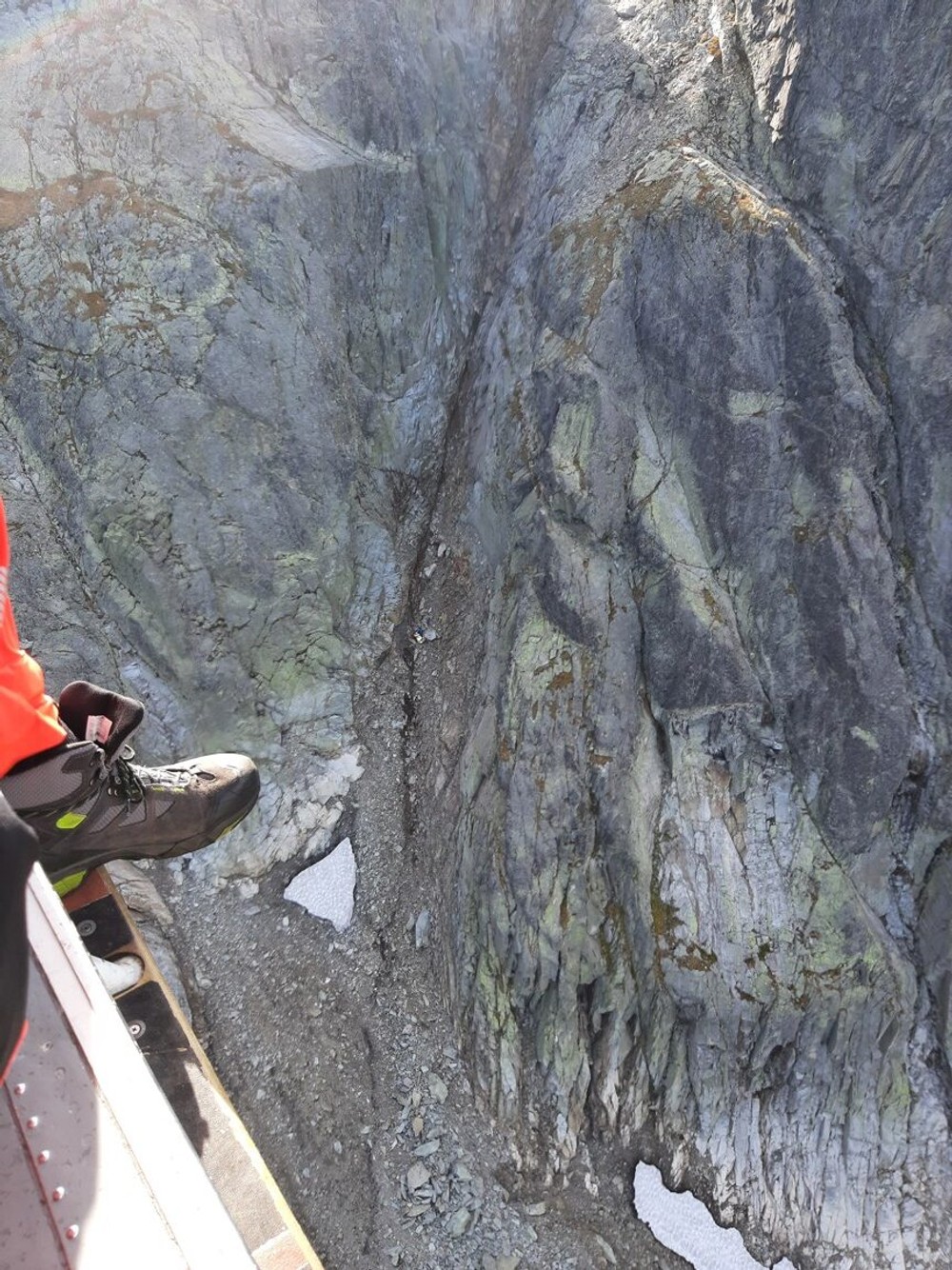 Pomoc turistovi pod sedlom Baranie rohy (5)