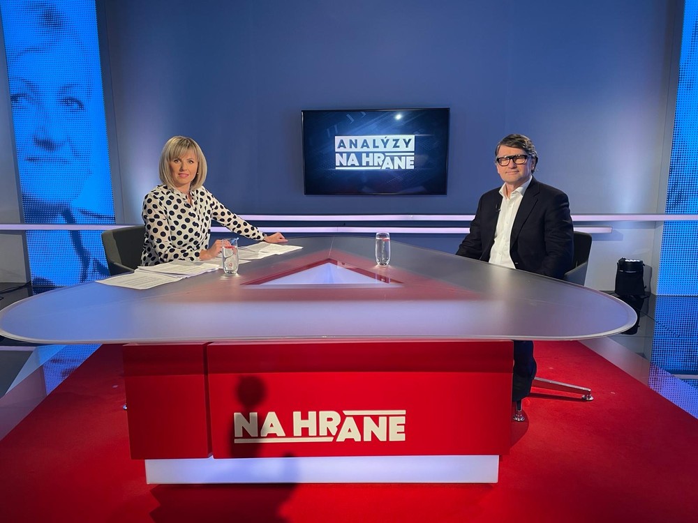 f123c5f4-f0f4-40cb-ba3f-3b7397cd33cb