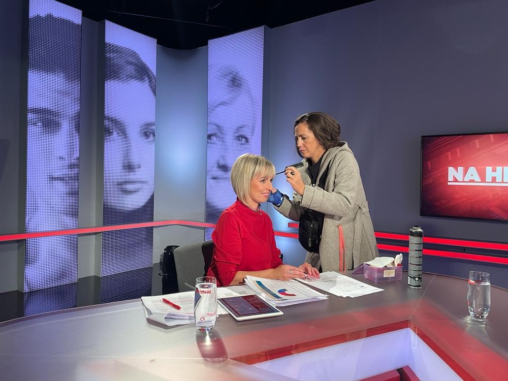 5df3a759-f3d6-4d05-abd5-03665ed8b784