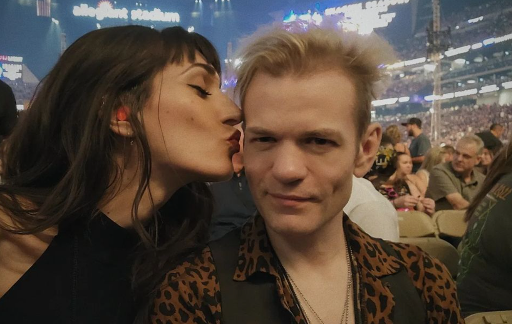 Deryck Whibley alias Bizzy D.