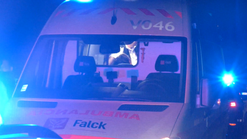 Vodič pod vplyvom alkoholu, zranený policajt a naháňačka ulicami mesta. Tak vyzeral večer v Humennom 