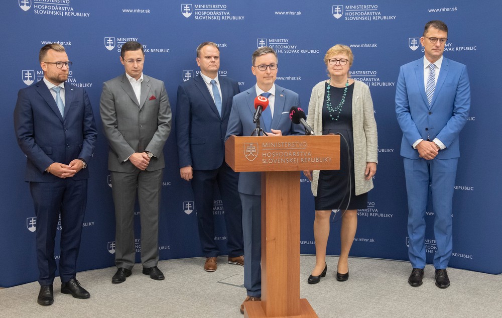 Bratislava energetika projet Phoenix memorandum podpis (2)