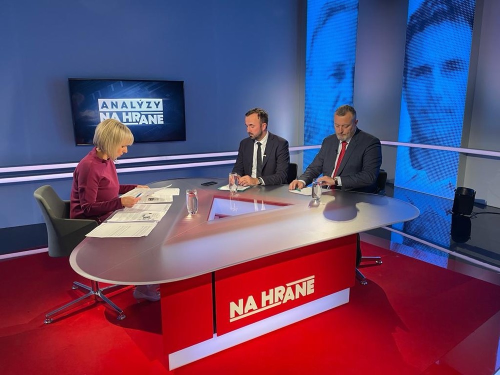 565ce8c0-a68d-445a-ae0f-bfd994300d9b