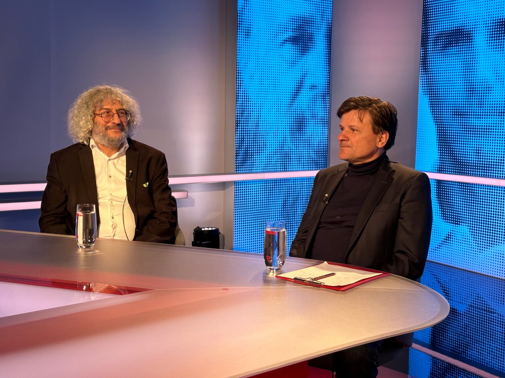 Analýzy Na hrane s Alojzom Hlinom a Grigorijom Mesežnikovom