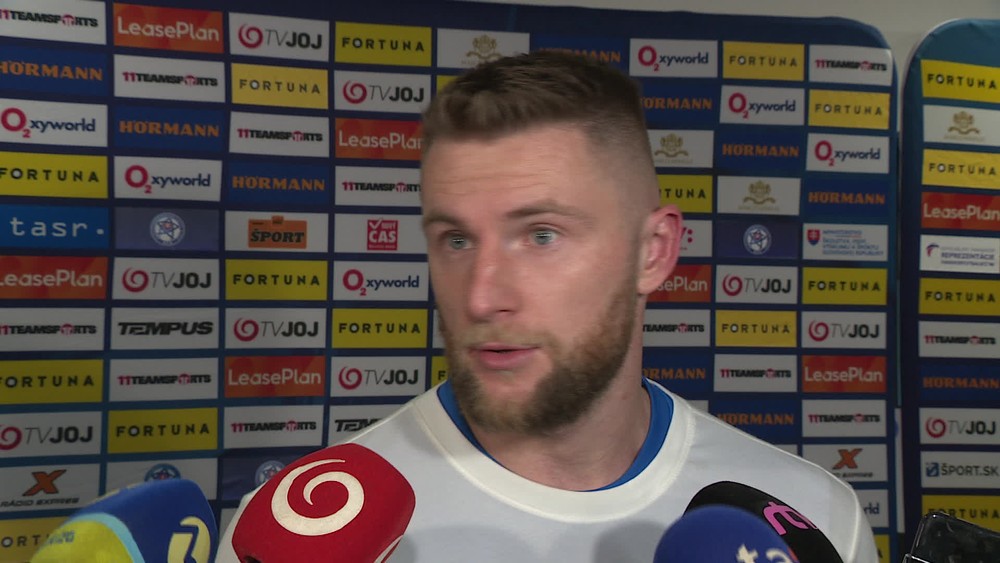 [multi] Futbal_postup_Skriniar 33695