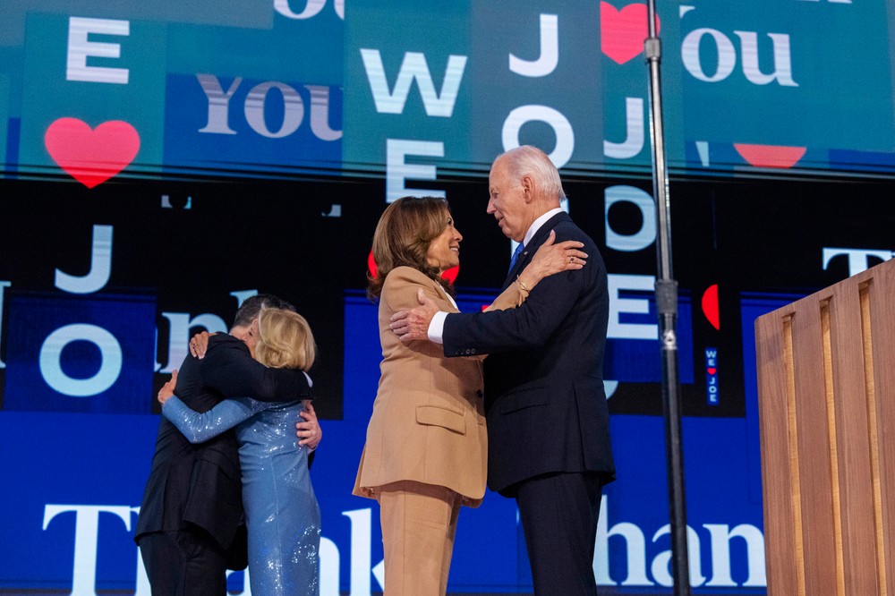 Demokrati sa lúčia s Bidenom