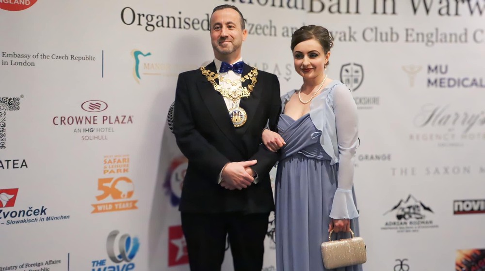 Medzinárodný ples vo Warwicku81