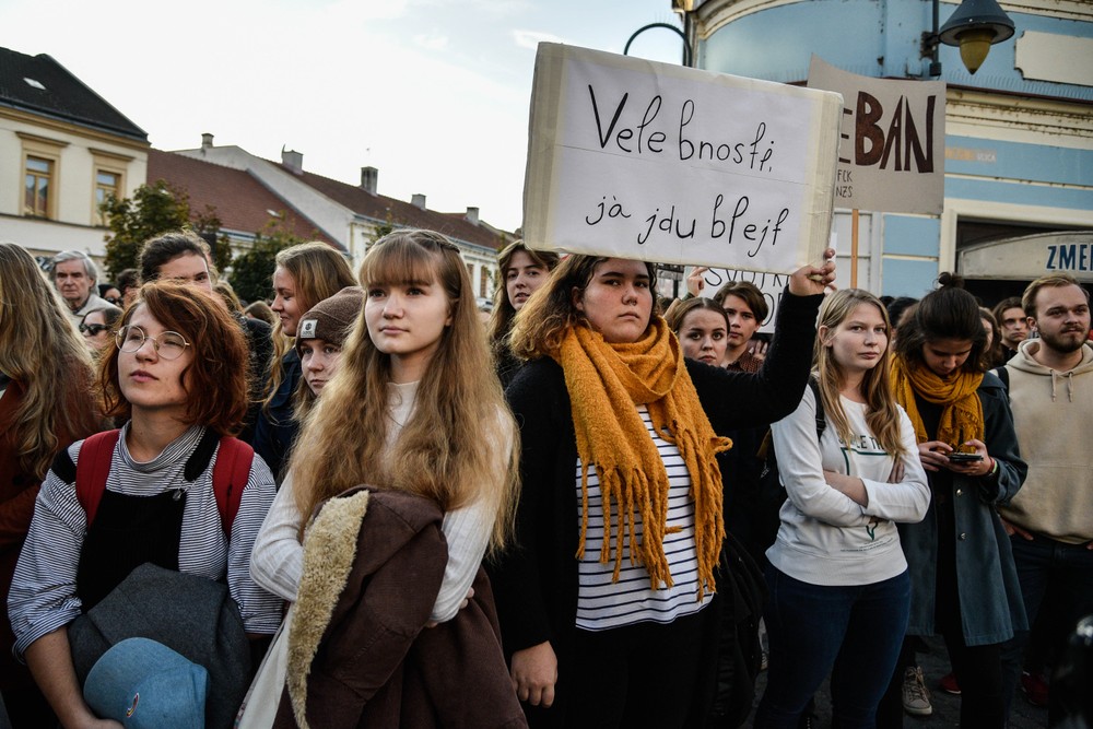 Dve zhromaždenia v jednom meste. Na stretnutie ĽSNS zareagovali Pochodom proti fašizmu