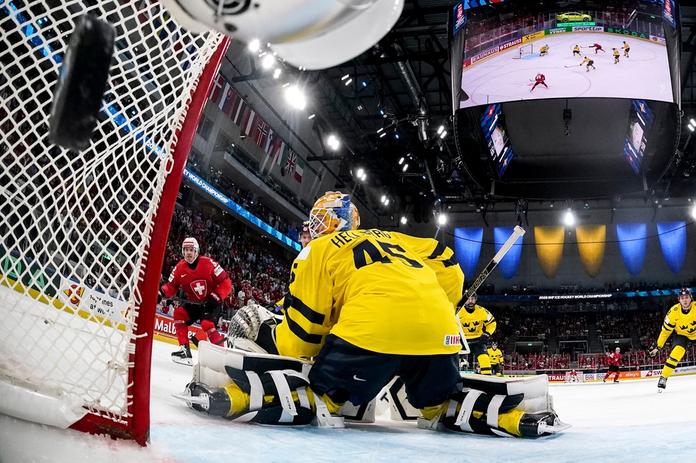 Switzerland_World_Championship_Ice_Hockey380493