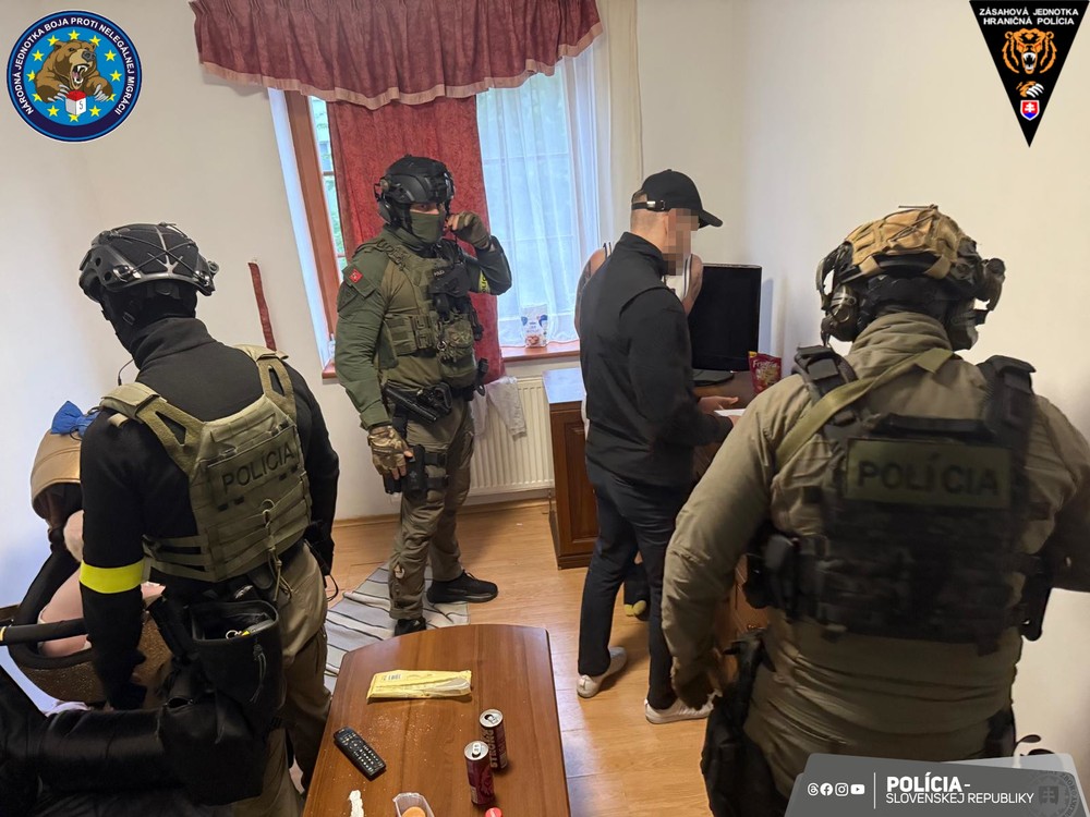 Odsúdenie muža a ženy za nútenie dievčat k sexuálnym službám