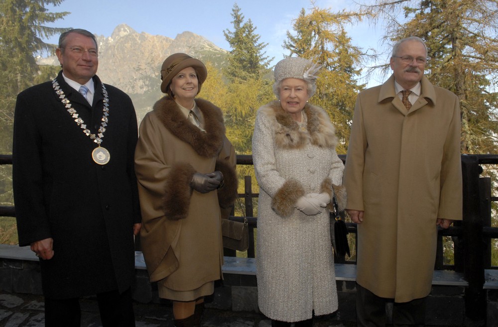 24_10_2008_Brit_kralovna_V_1